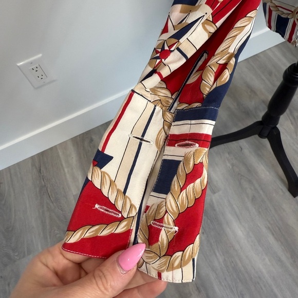 Patchington 100% Silk Button Up Blouse (XS) - Picture 4 of 5